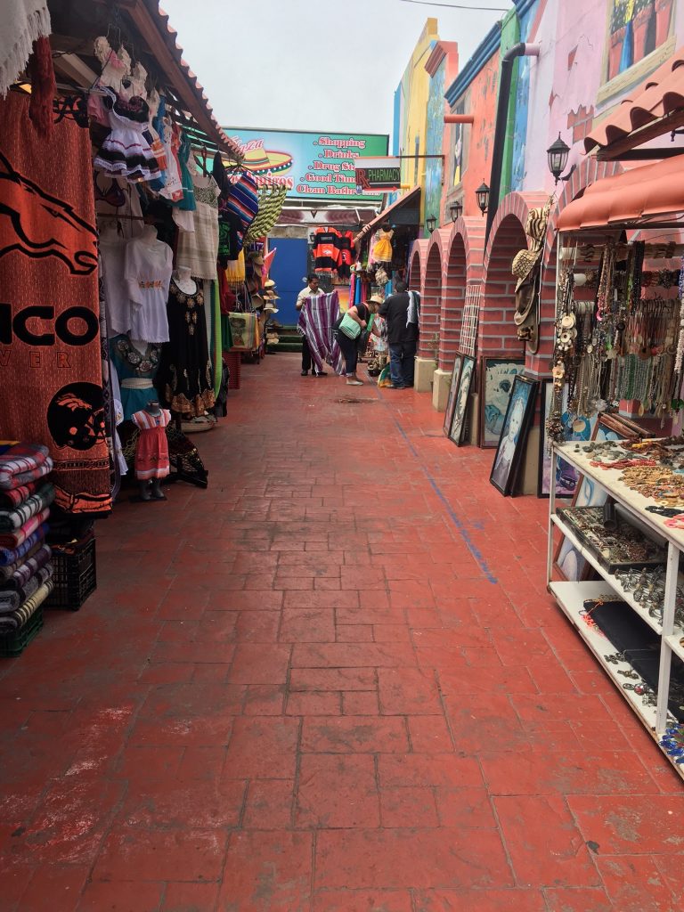 Shopping in Mexico, cruise ship travel