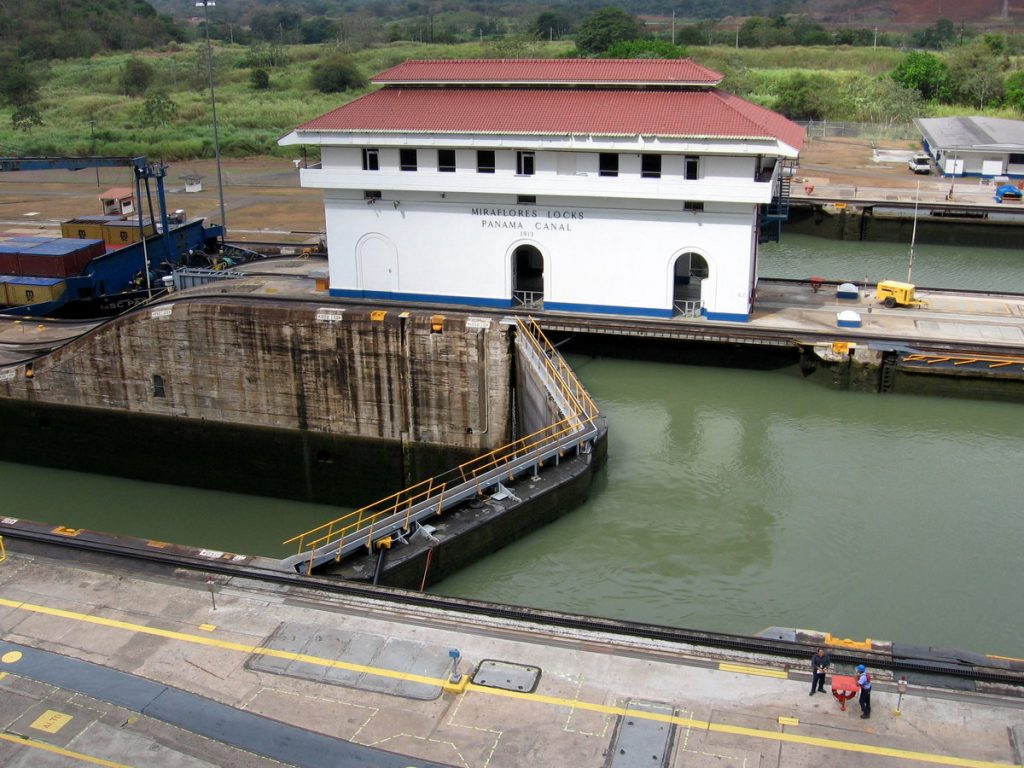 Miraflores locks is on the interesting Panama facts list