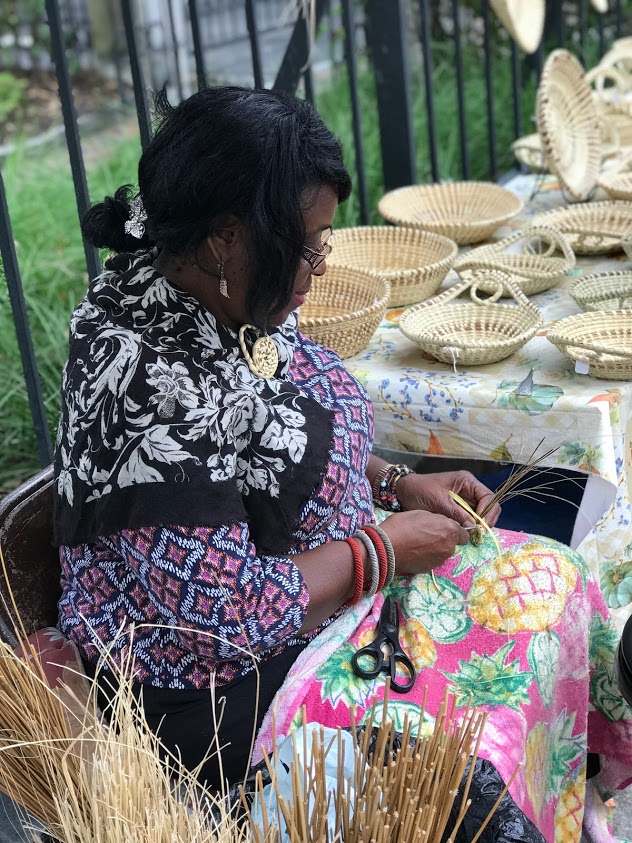 sweetgrass basket making in Charleston, South Carolina