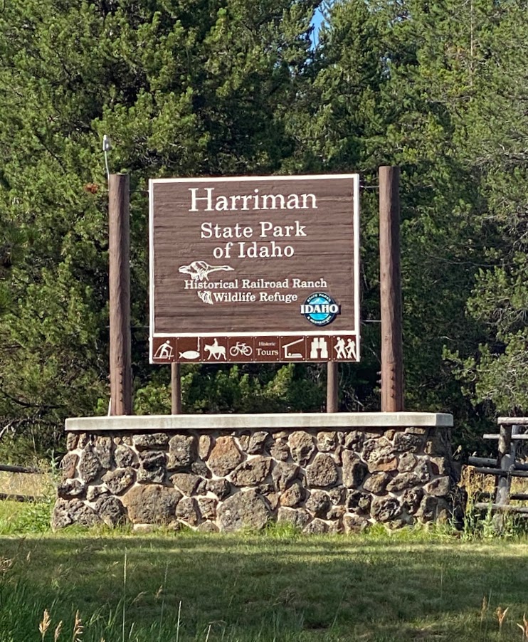 Harriman State Park of Idaho welcome sign.