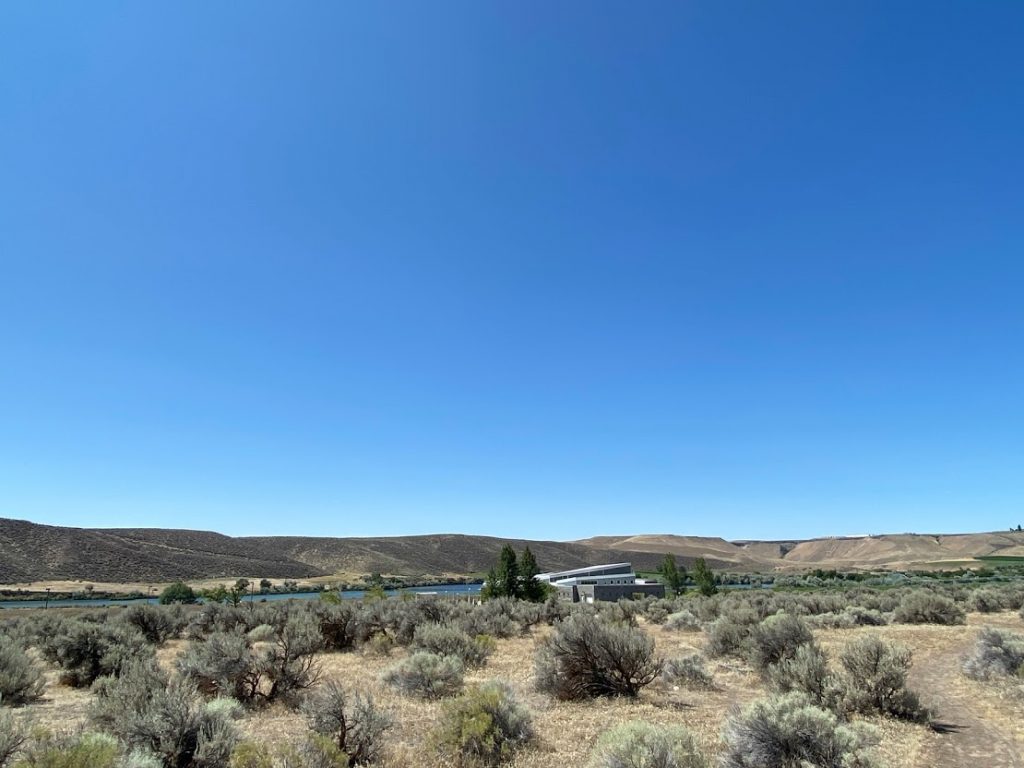 Snake River Three Island Crossing State Park visitors center