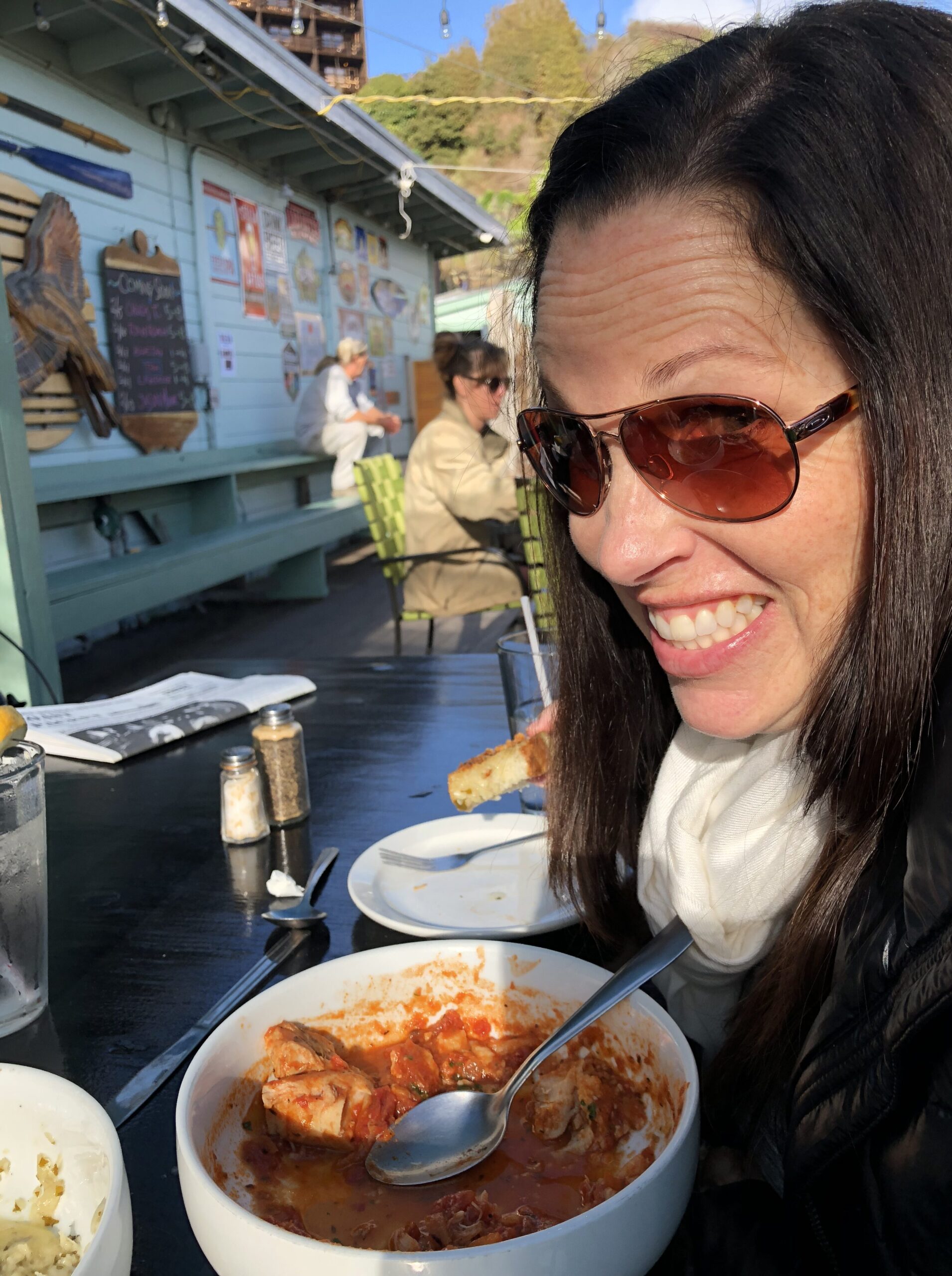 Eating at Noyo Harbor while traveling with family